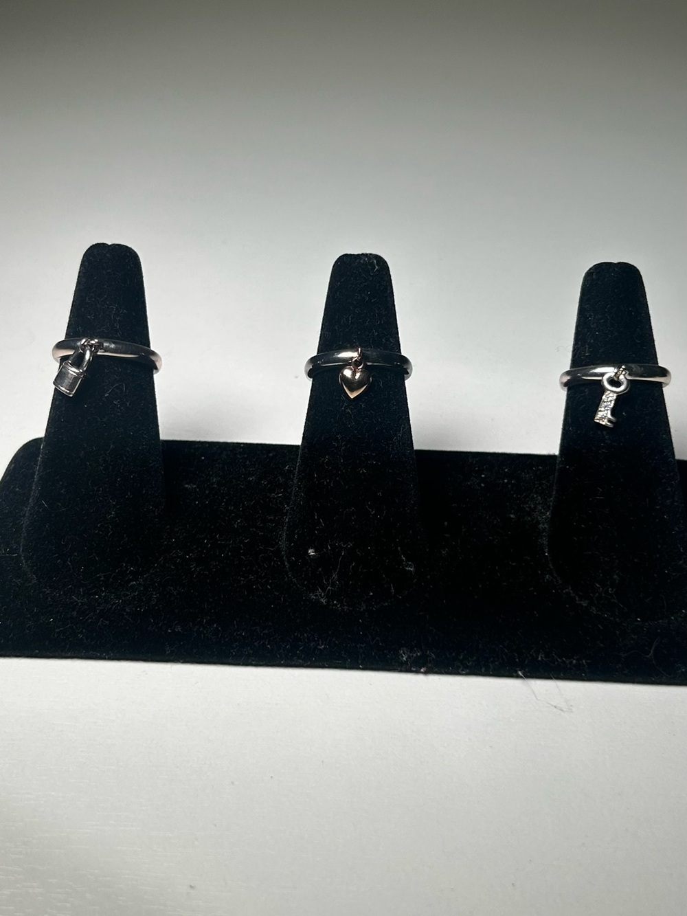 Ring Set Dangling Charm 3 Piece Size 7 Heart Lock Key Style Finger Jewelry 925 - Picture 6 of 7